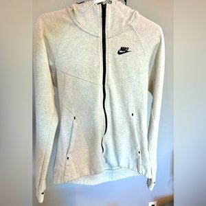 Nike women’s hooded sweatshirt size S